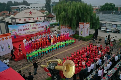 點亮鄉(xiāng)村文化夜 2023青島市'沉浸式'鄉(xiāng)村村晚拉開帷幕